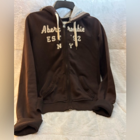 Abercrombie & Fitch brown sweat jacket size Medium with hoodie front pockets - Picture 8 of 12